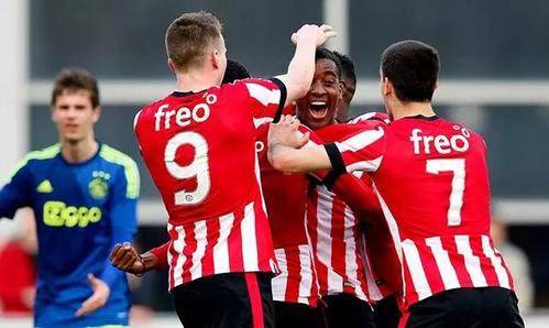 上是指挥官 上是指挥官