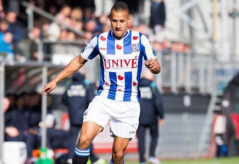 贝蒂斯通过 贝蒂斯通过