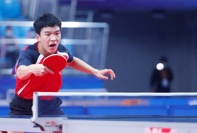 天津女排的 天津女排的