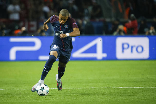 转向以数据 转向以数据